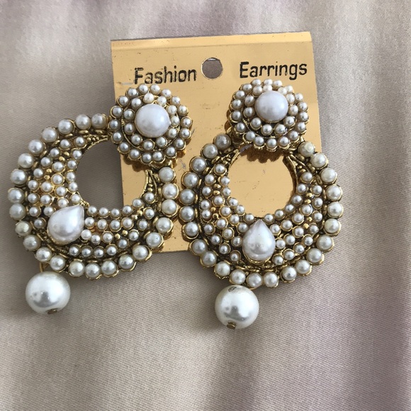 Earring - Picture 2 of 2